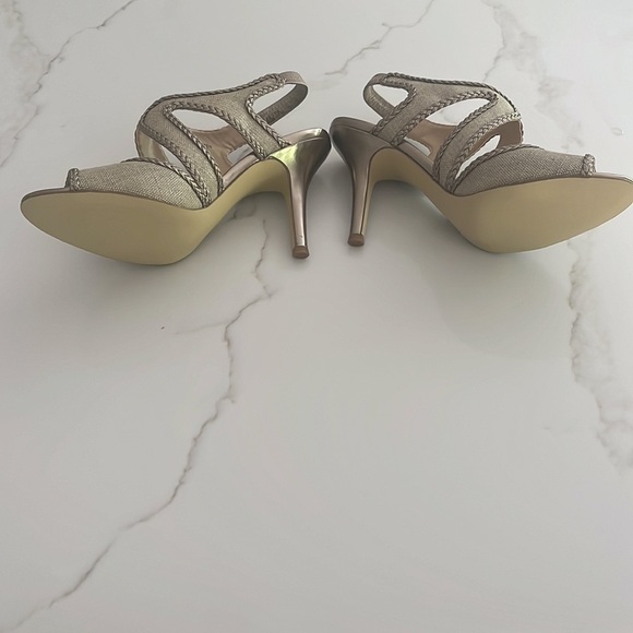 TAHARI Linen and Bronze Heeled Stiletto Sandals size 10 - Picture 5 of 10